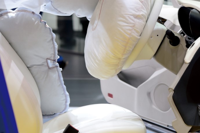 устройство восстановленной подушки безопасности водителя устройство восстановленной подушки безопасности водителя